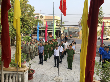 Phường 1, thành phố Tây Ninh tổ chức lễ viếng nhà bia ghi tên liệt sỹ